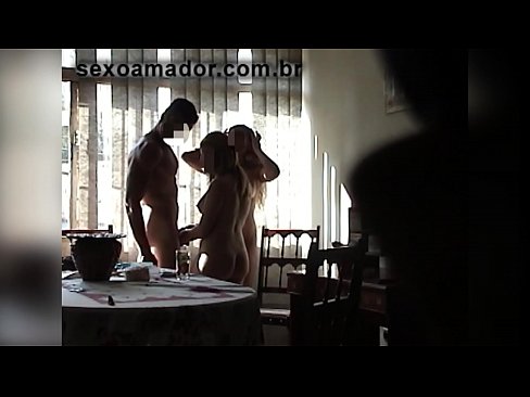 ❤️ เพื่อนเซ็กส์เชิญชายร่างยักษ์และเซ็กส์สามคนกับเขา ❤️❌ เย็ดกัน ที่ th.yourxxxvideos.ru ❌❤